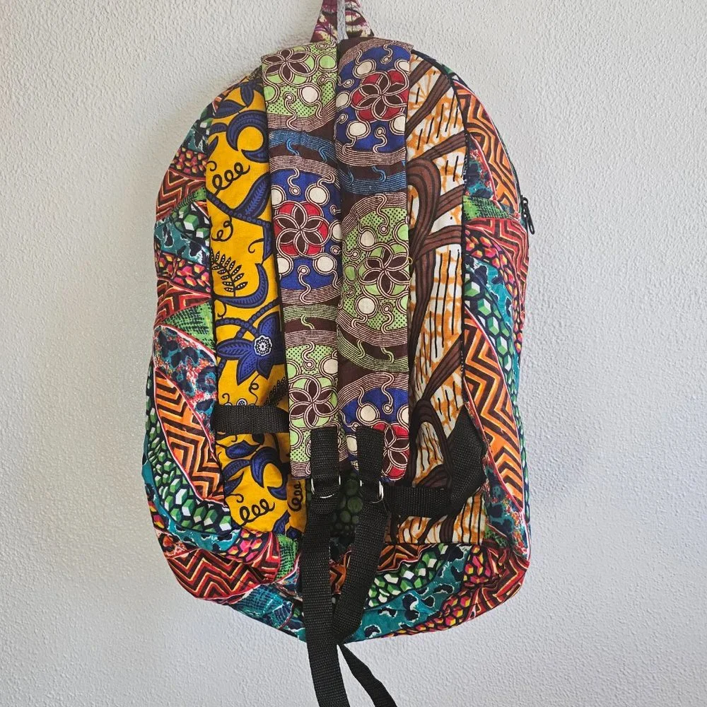 Backpack - Picture 6 of 7